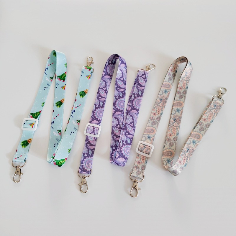 調節可能なロングクロスボディ電話ストラップ キーホルダー付き - Crossbody Lanyard Neck Strap Case のレビューと価格