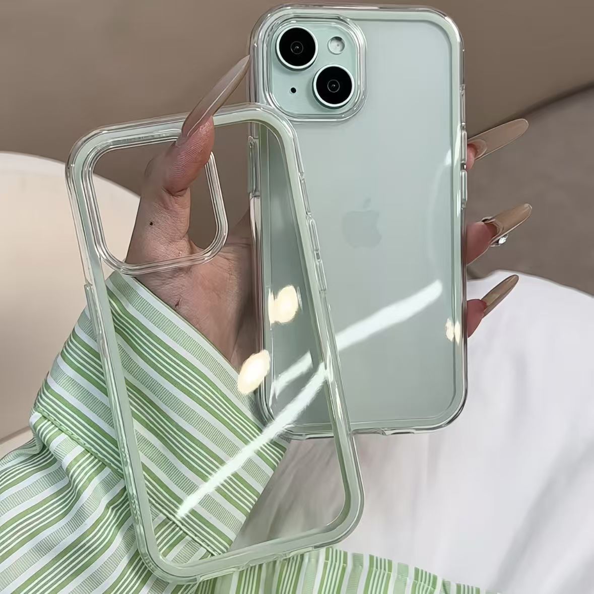 ラグジュアリーキャンディカラーフレームクリアバックフォンケー - Clear Shockproof Bumper Case のレビューと価格