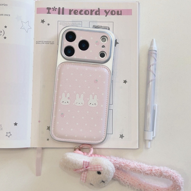かわいいイチゴ柄ミッフィー水玉模様レザー製iPhone 17 - Cute Cartoon Wrist Strap Silicone Case のレビューと価格
